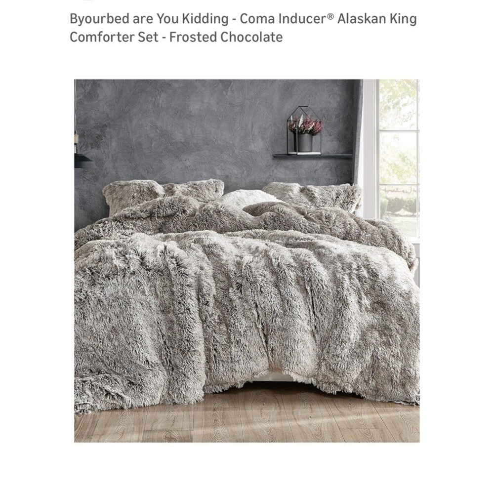 Are You Kidding-Coma Inducer® Oversized Comforter Frosted Choc. Alaskan King
